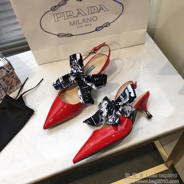 PRADA普拉達 2019早春新款 蝴蝶結絲帶 百搭款 高跟涼鞋 牛漆皮 女尖頭鞋 一鞋兩穿  ljl1461